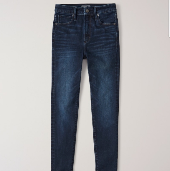 Abercrombie & Fitch Denim - Abercrombie & Fitch Super Skinny High Rise Jeans 26/2S